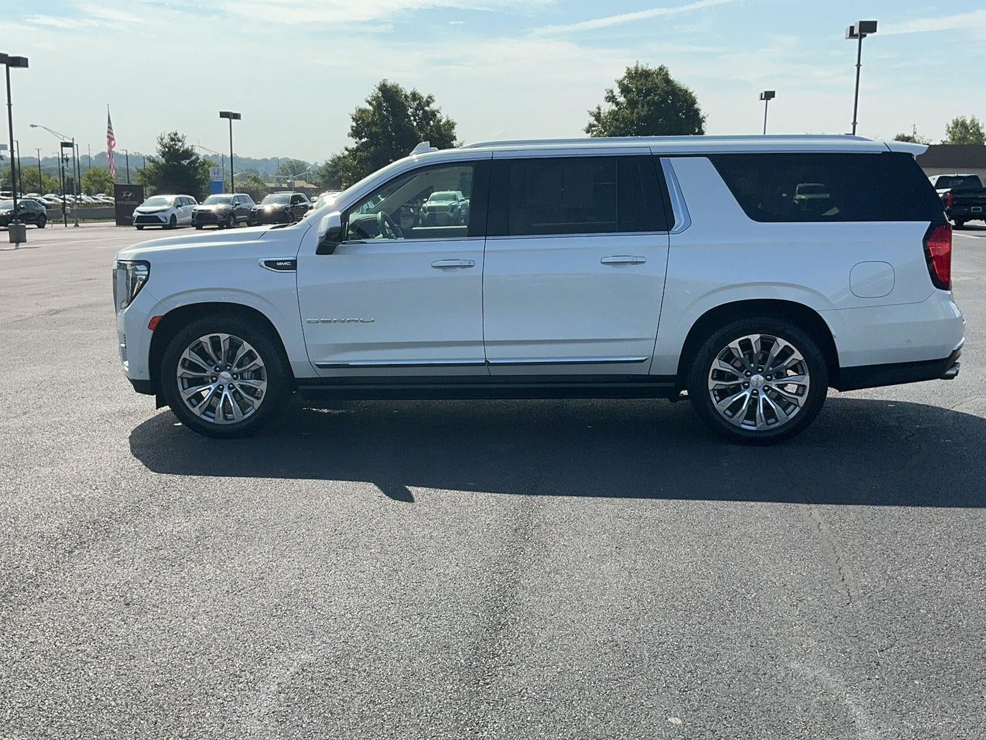 2023 GMC Yukon XL Denali