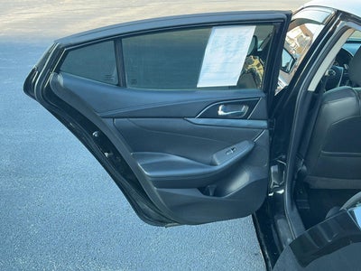 2018 Nissan Maxima SR