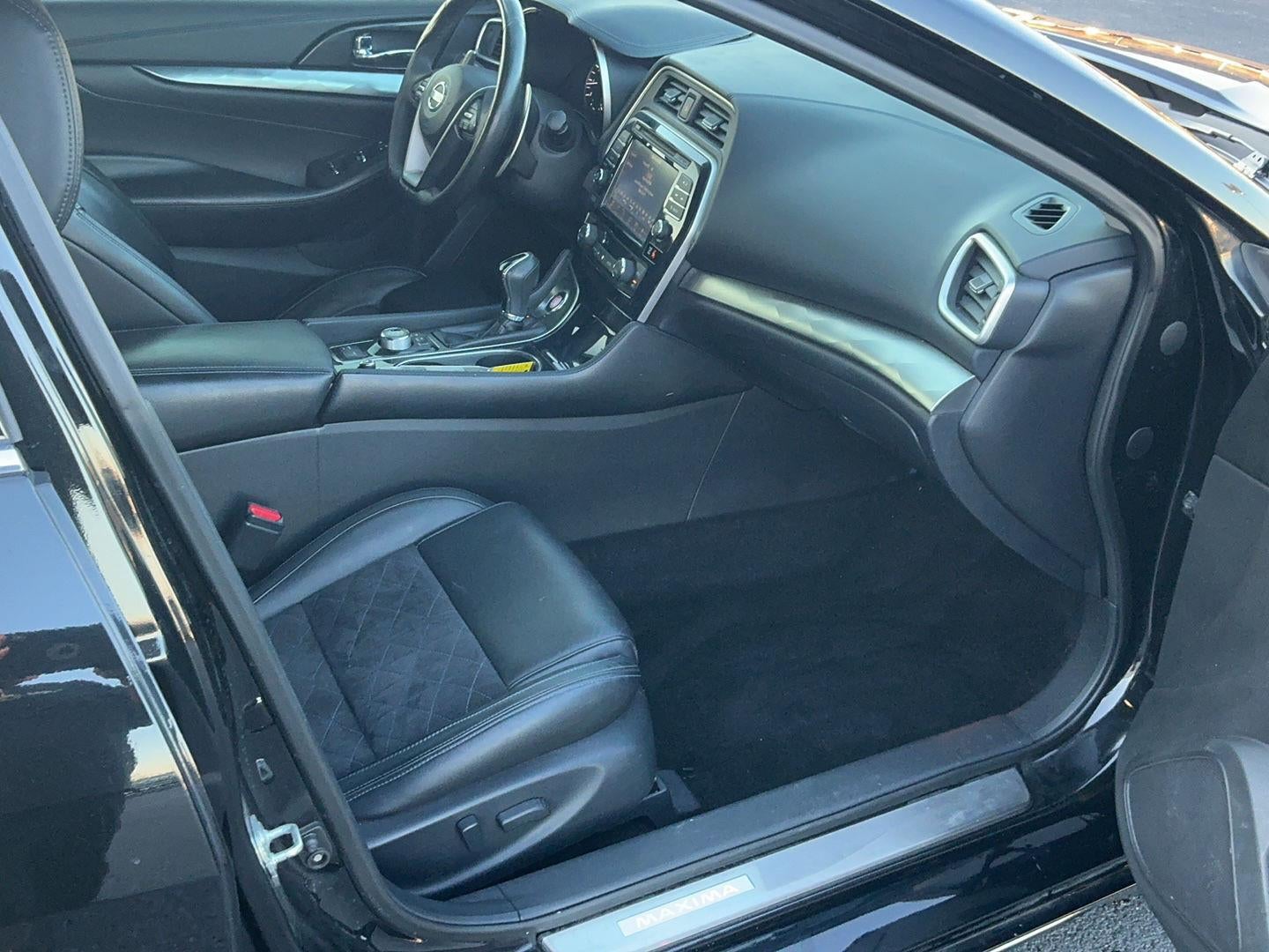 2018 Nissan Maxima SR
