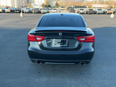2018 Nissan Maxima SR