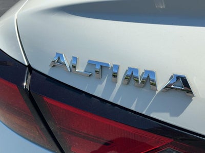 2022 Nissan Altima 2.5 SV