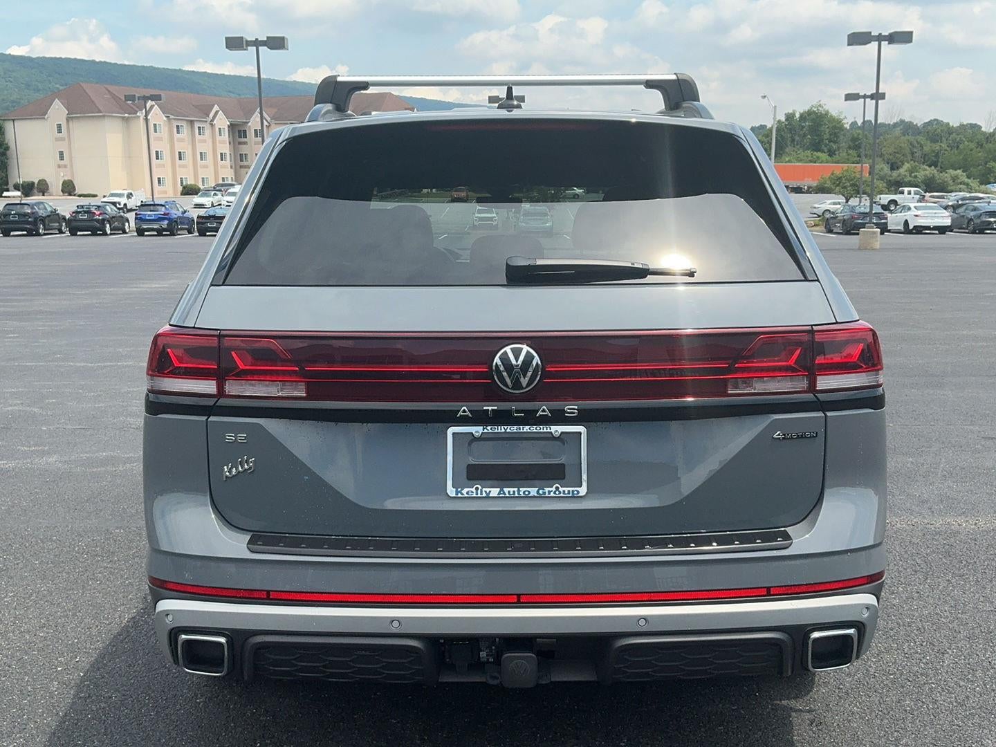 2024 Volkswagen Atlas 2.0T Peak Edition SE w/Technology