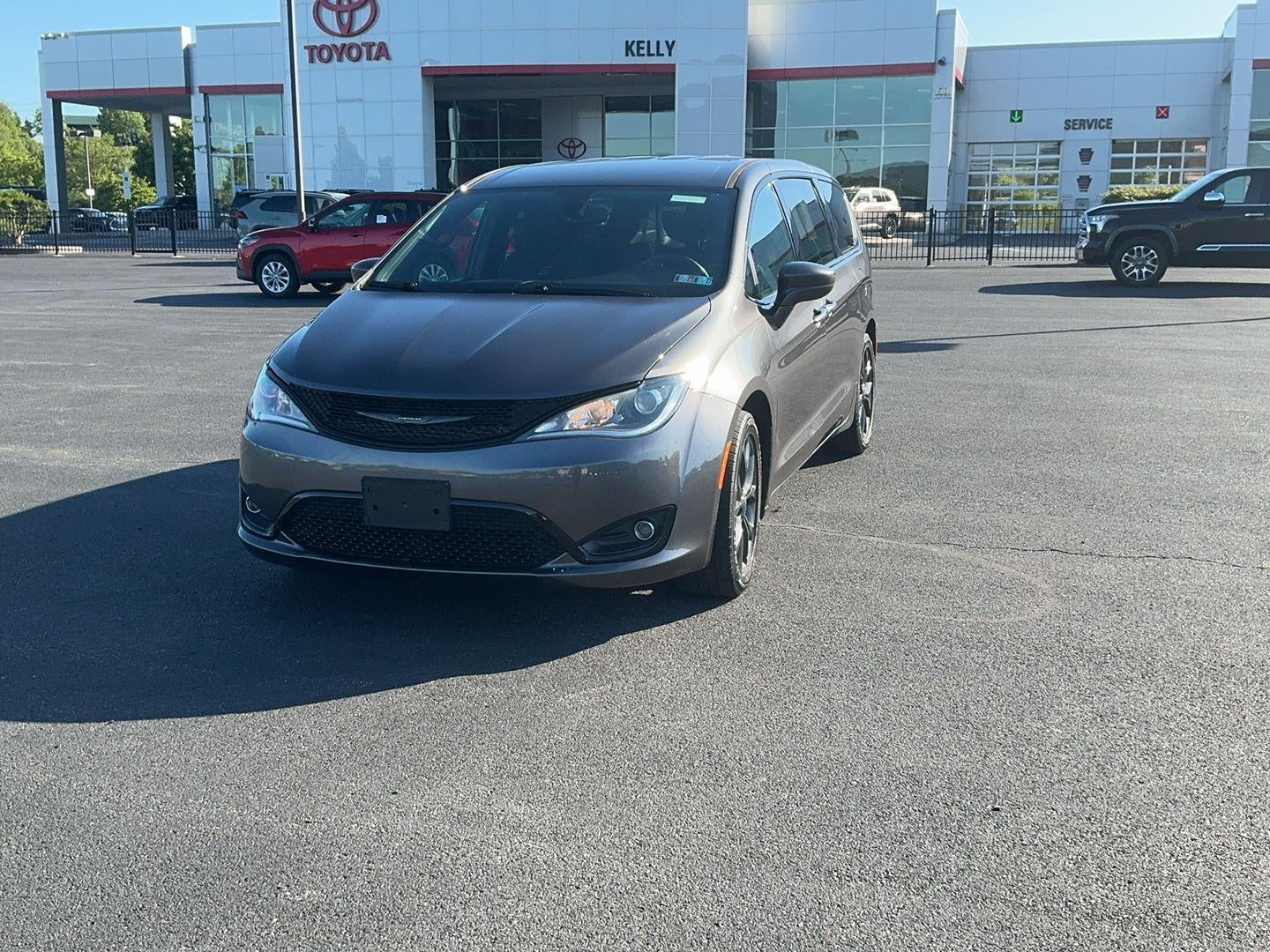 2020 Chrysler Pacifica Touring