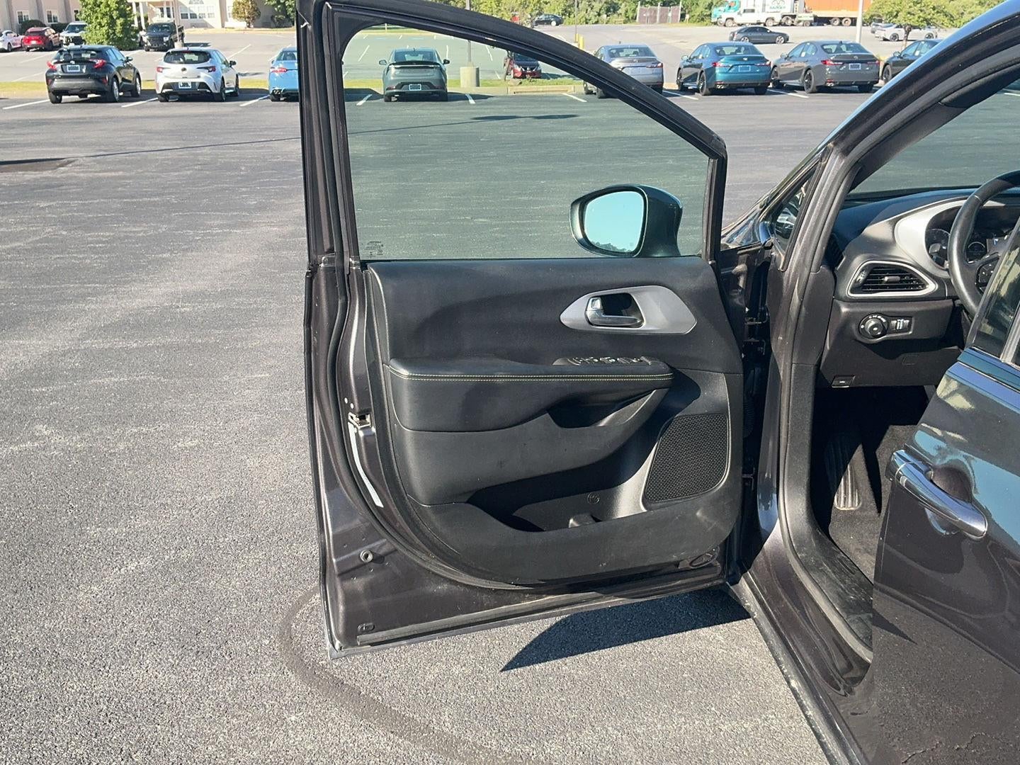 2020 Chrysler Pacifica Touring