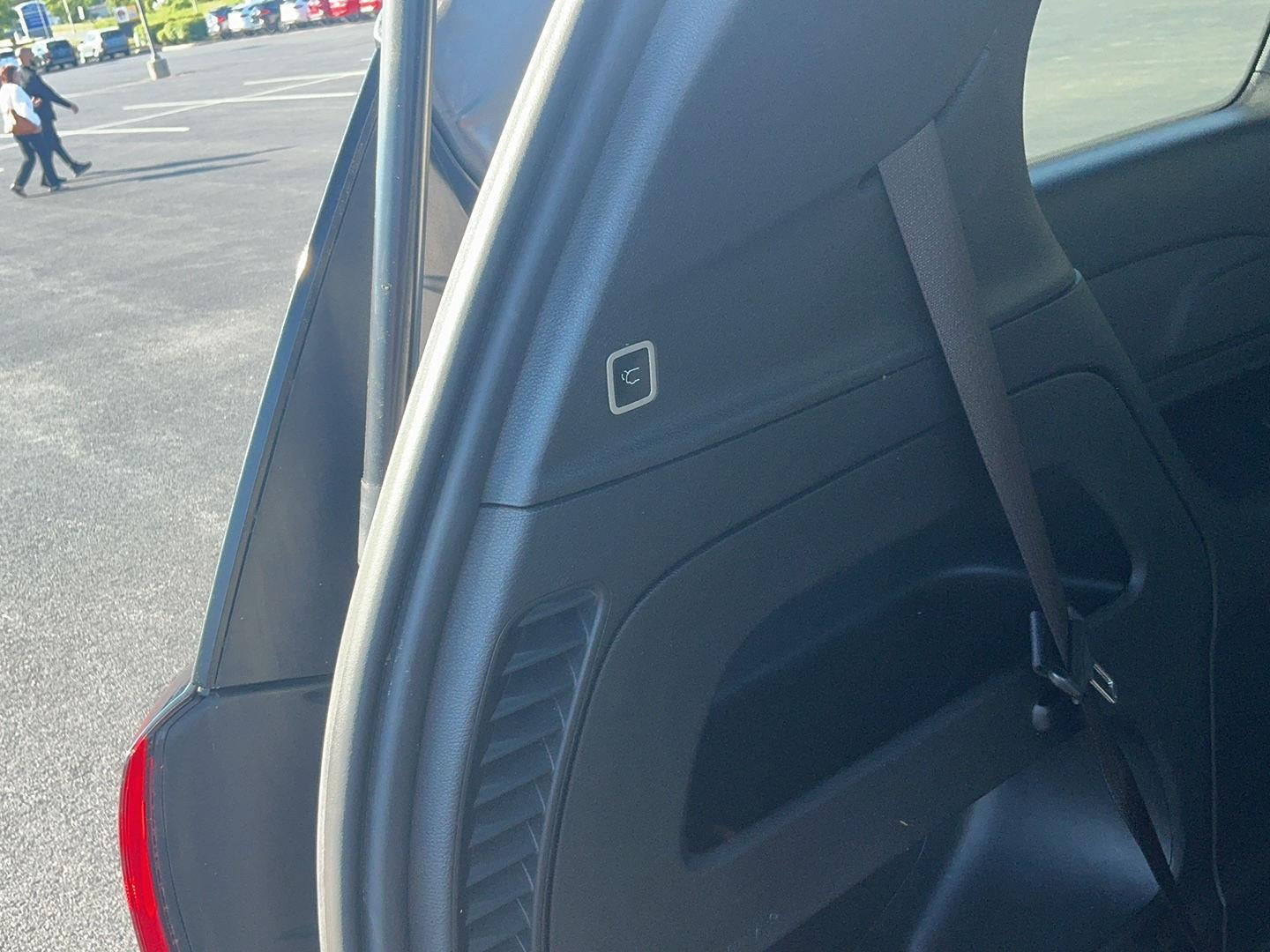 2020 Chrysler Pacifica Touring