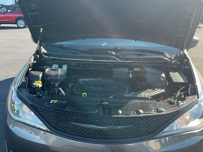 2020 Chrysler Pacifica Touring