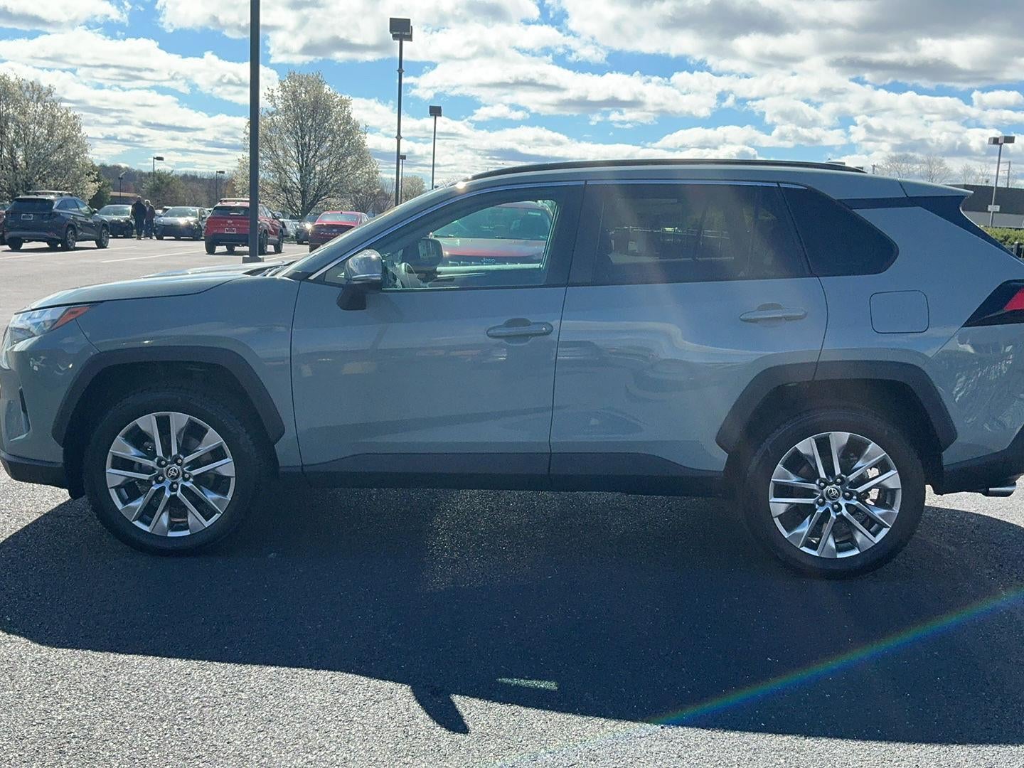 2022 Toyota RAV4 XLE Premium