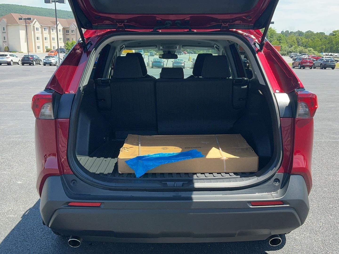 2025 Toyota RAV4 LE