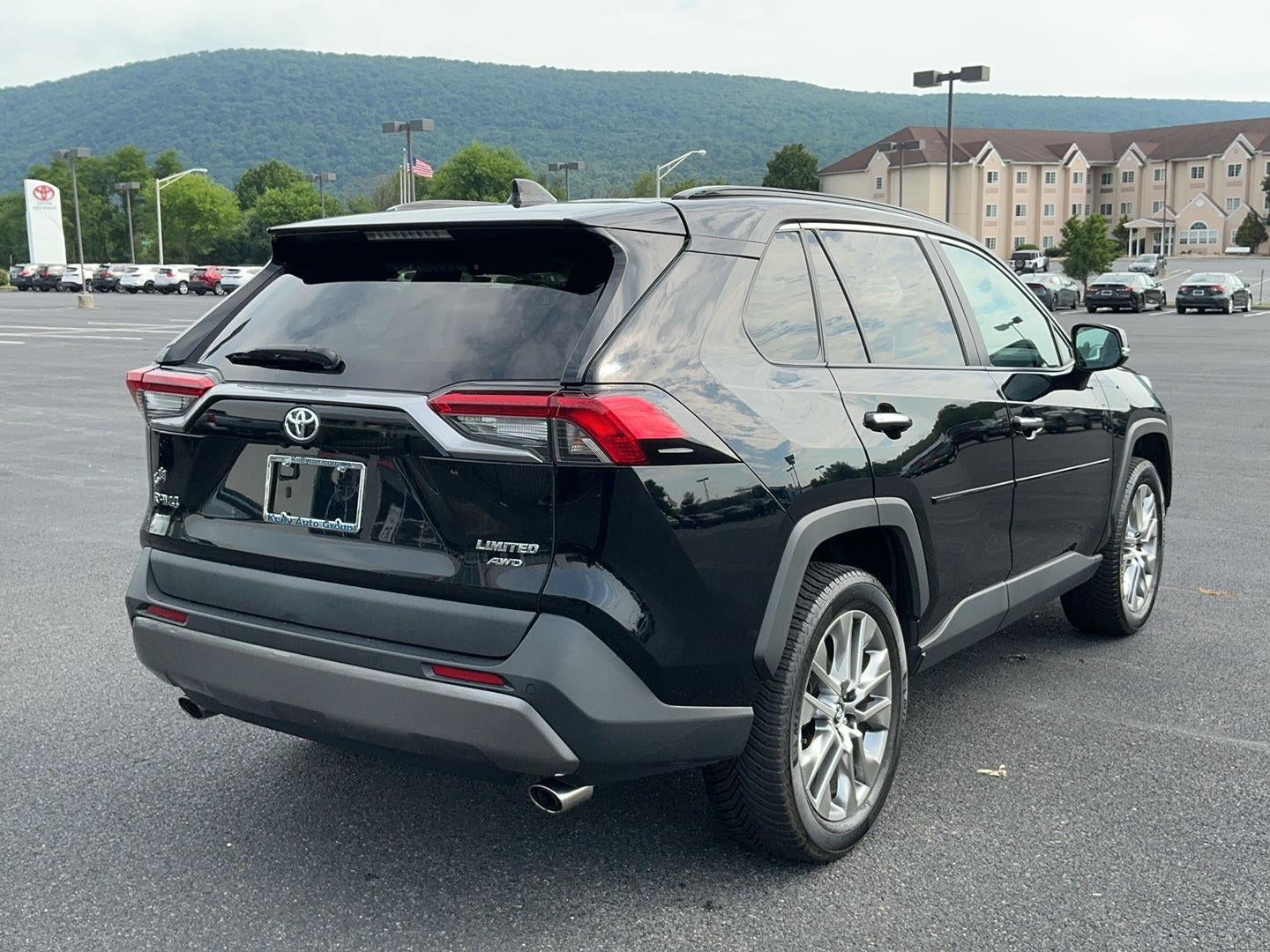 2019 Toyota RAV4 Limited