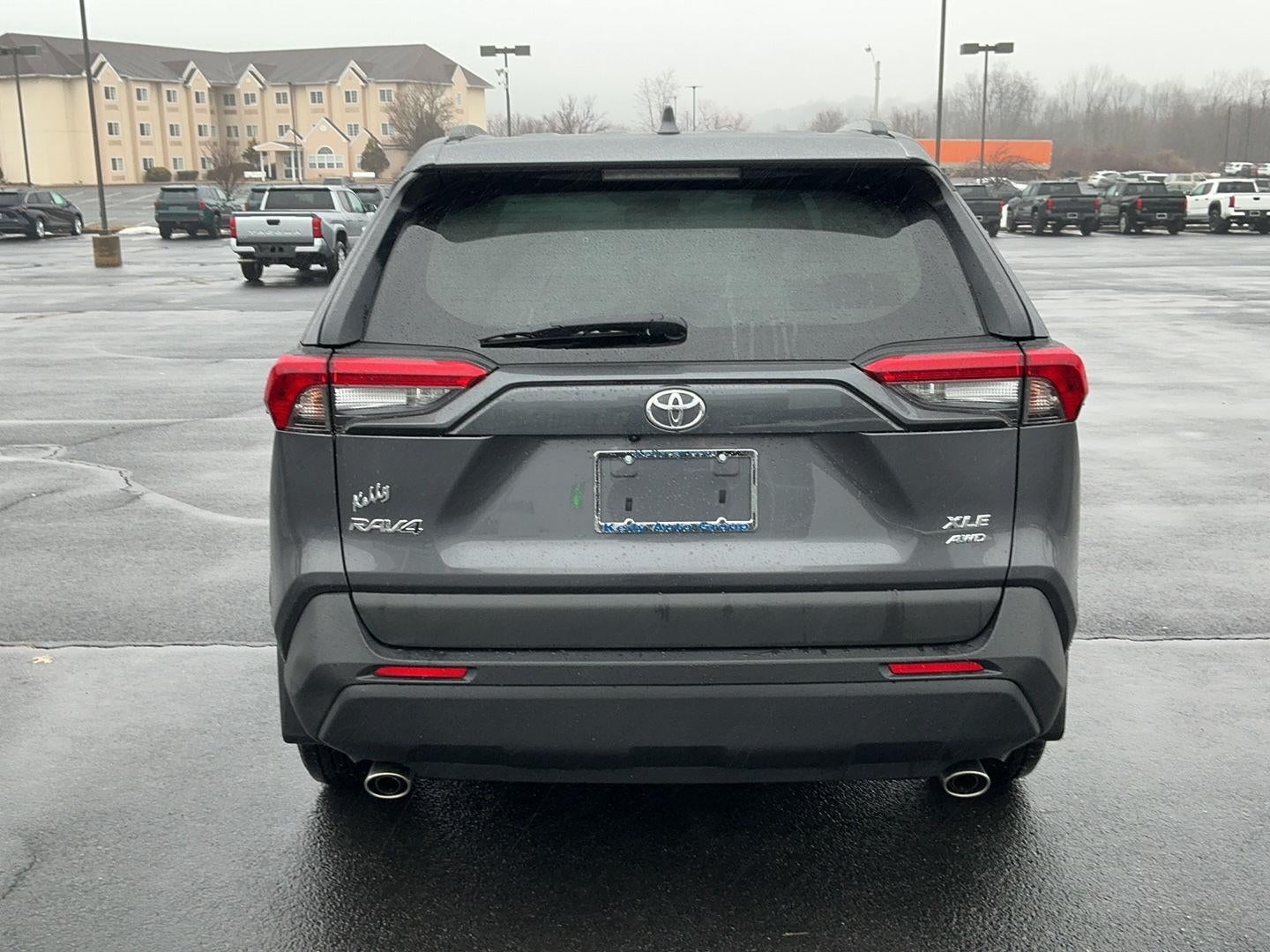 2024 Toyota RAV4 XLE