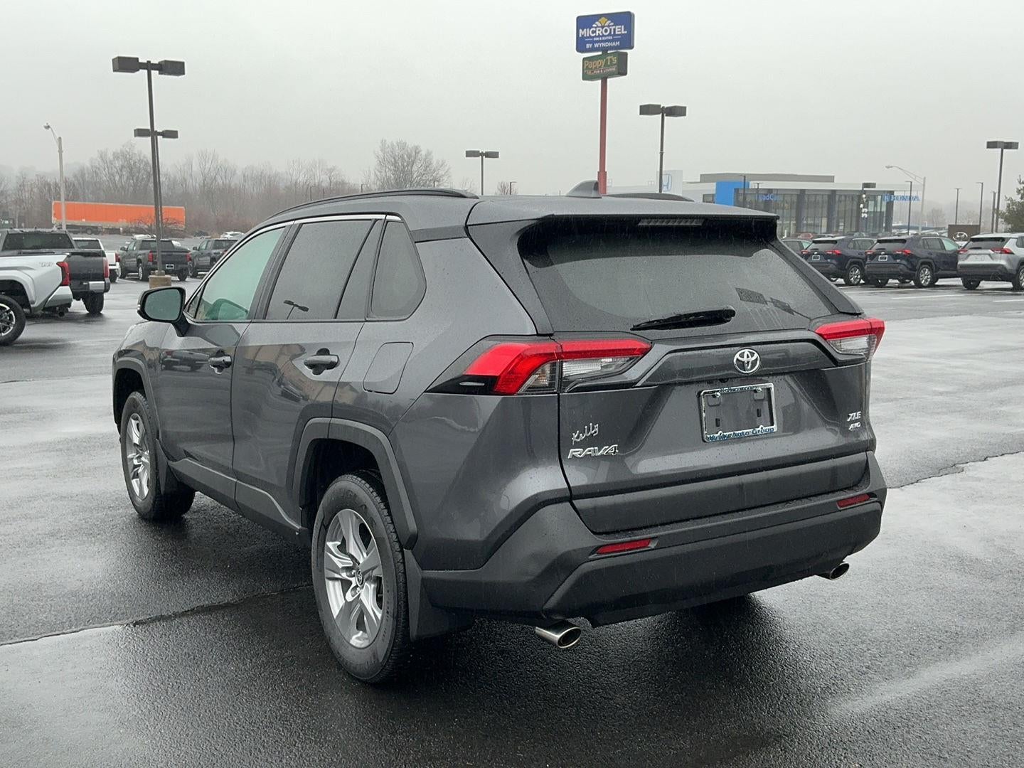 2024 Toyota RAV4 XLE