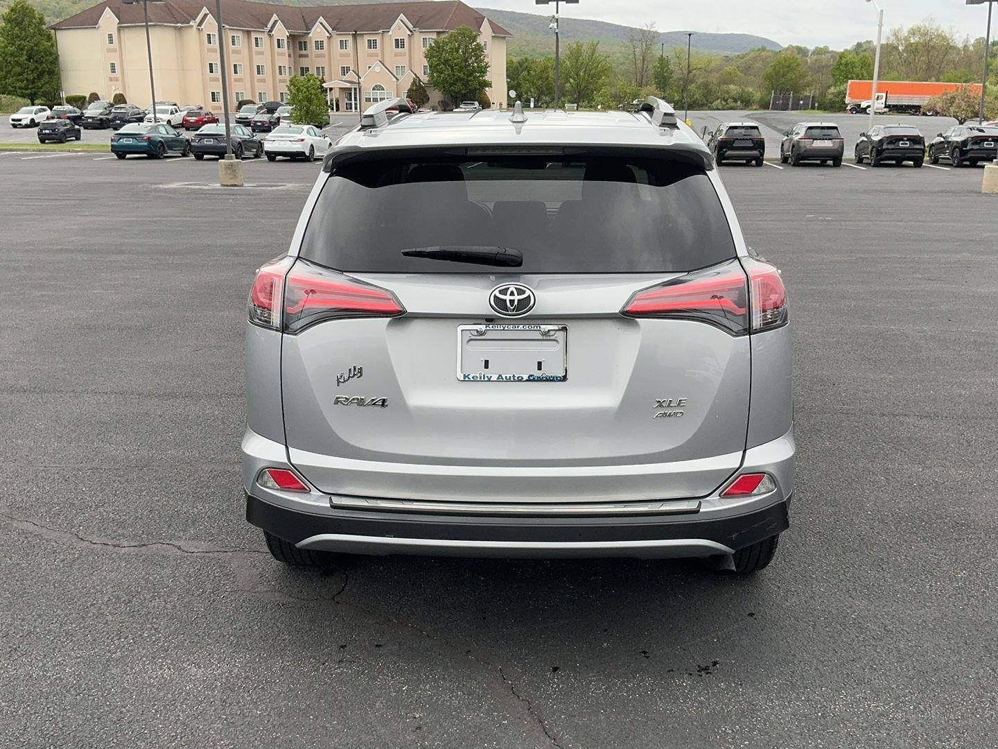 2018 Toyota RAV4 XLE