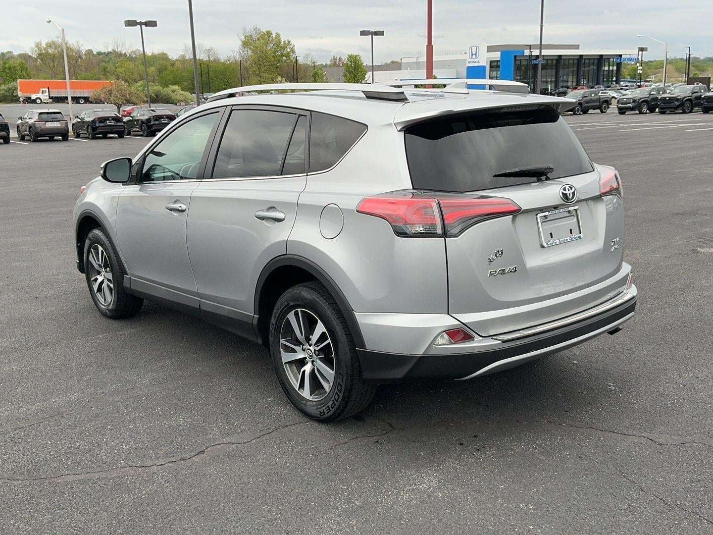 2018 Toyota RAV4 XLE