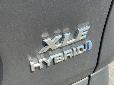 2022 Toyota RAV4 Hybrid XLE