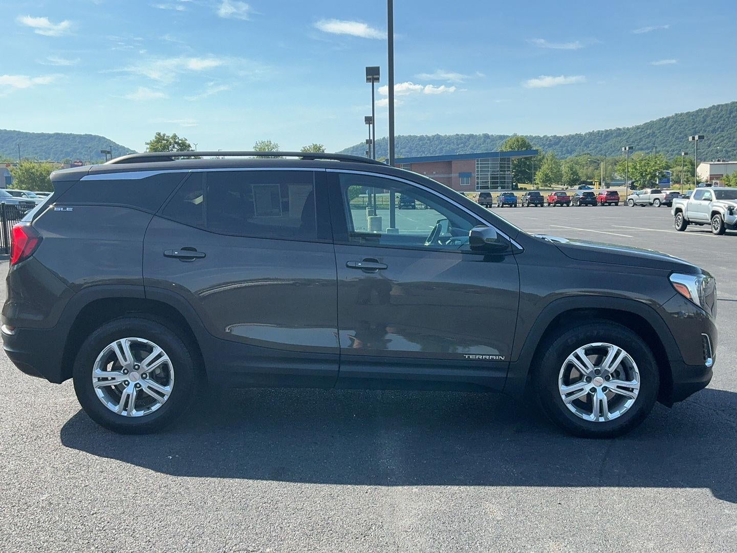 2020 GMC Terrain SLE
