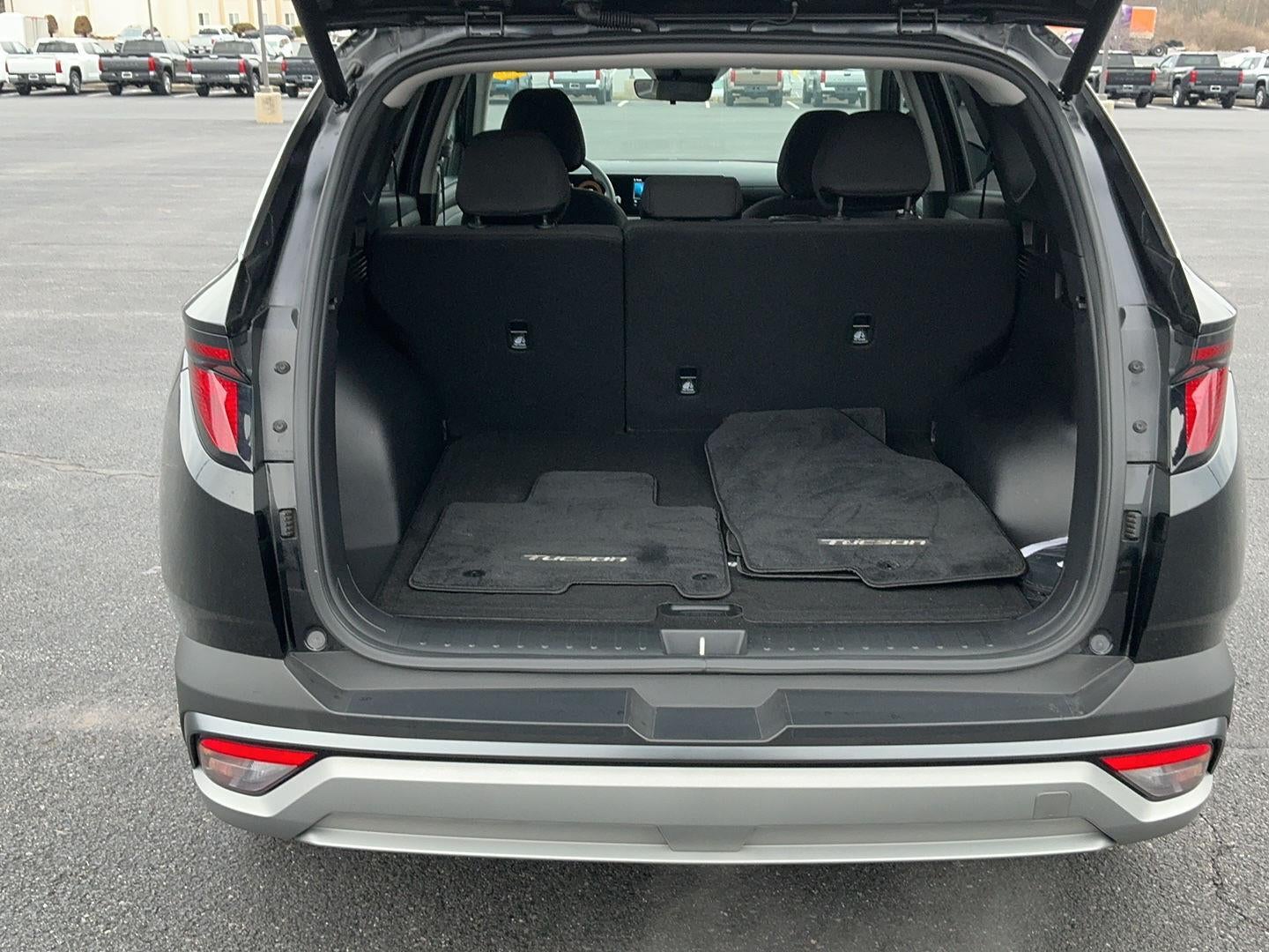 2025 Hyundai TUCSON SEL