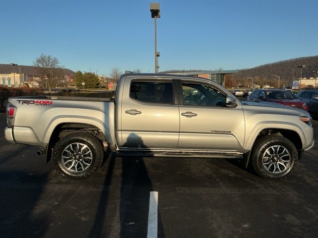 2023 Toyota Tacoma TRD Sport V6