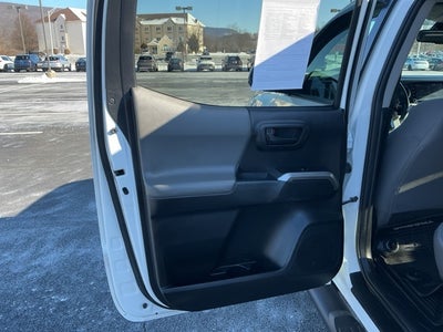 2022 Toyota Tacoma SR5 V6