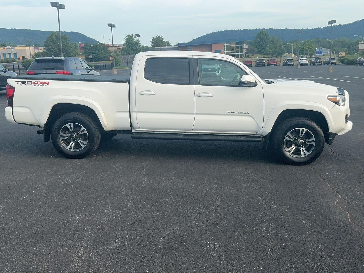 2019 Toyota Tacoma TRD Sport