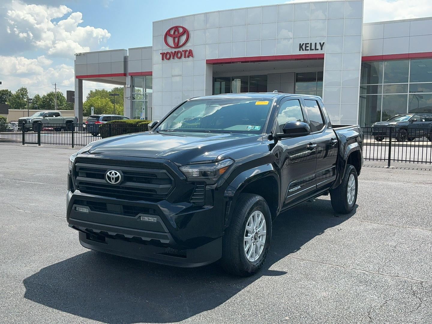 2025 Toyota Tacoma SR5