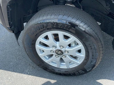 2025 Toyota Tacoma SR5