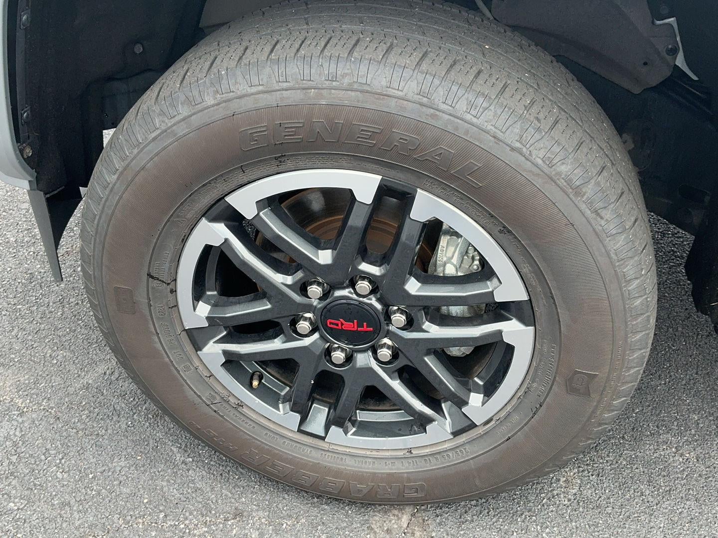 2024 Toyota Tacoma TRD Sport