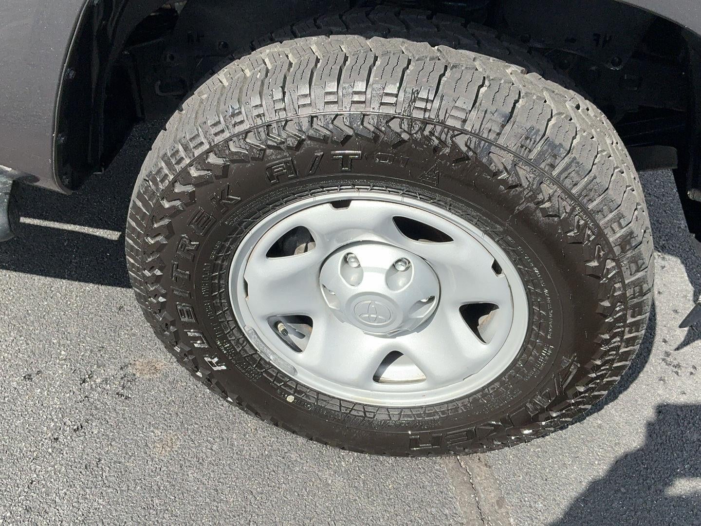 2022 Toyota Tacoma SR