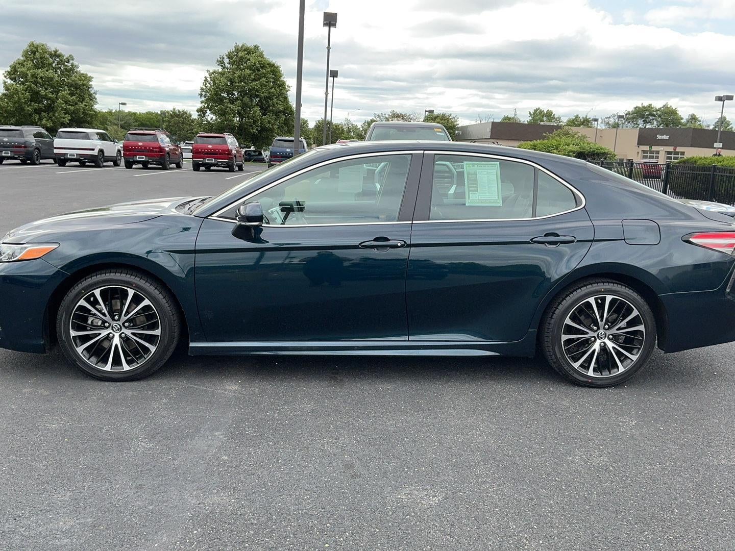 2018 Toyota Camry SE