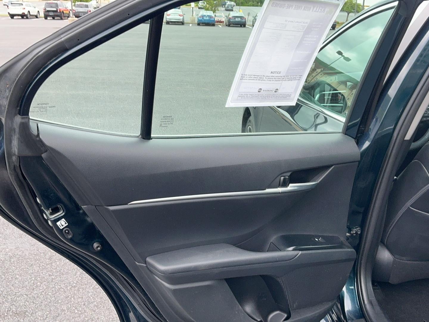 2018 Toyota Camry SE