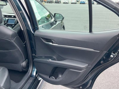 2018 Toyota Camry SE
