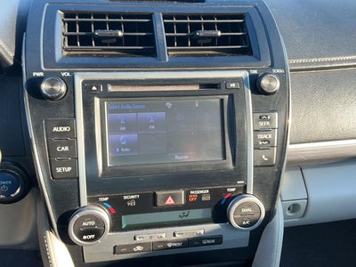 2014 Toyota Camry Hybrid LE