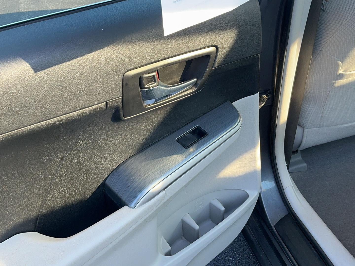 2014 Toyota Camry Hybrid LE