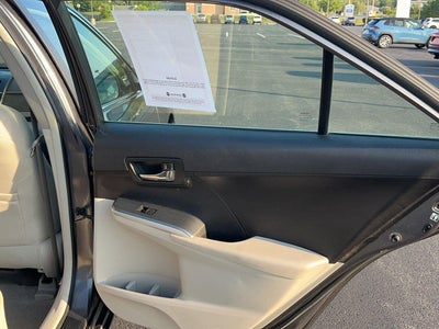 2014 Toyota Camry Hybrid LE