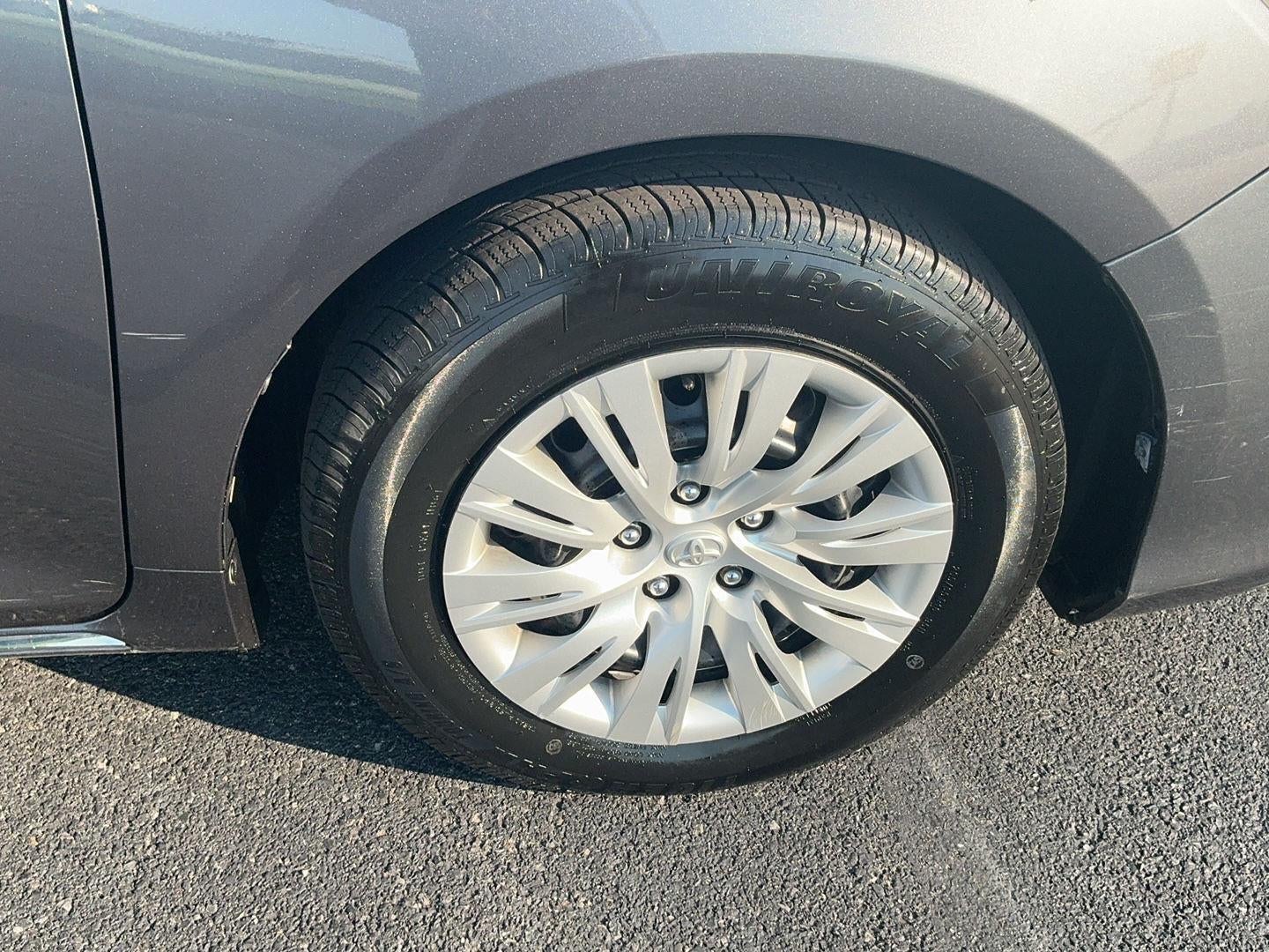 2014 Toyota Camry Hybrid LE