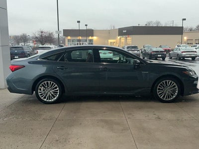 2020 Toyota Avalon Hybrid Limited