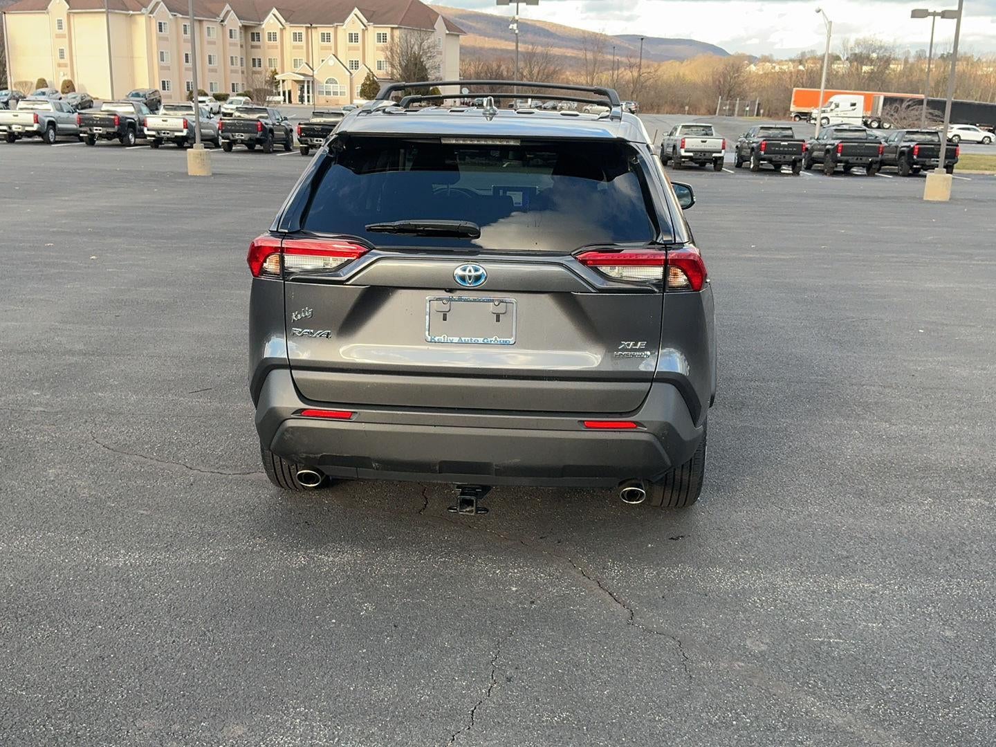 2023 Toyota RAV4 Hybrid XLE