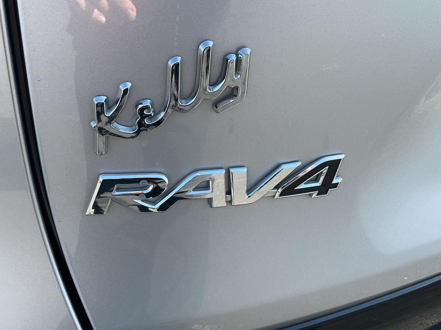 2023 Toyota RAV4 Hybrid SE