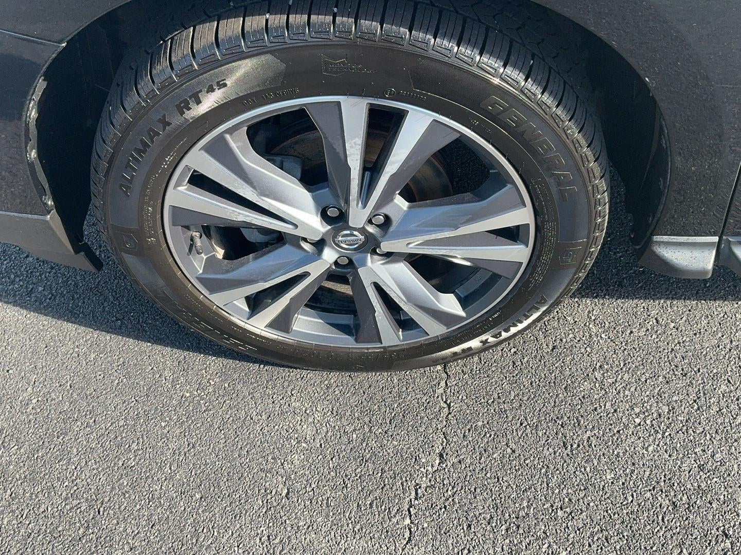 2019 Nissan Pathfinder Platinum