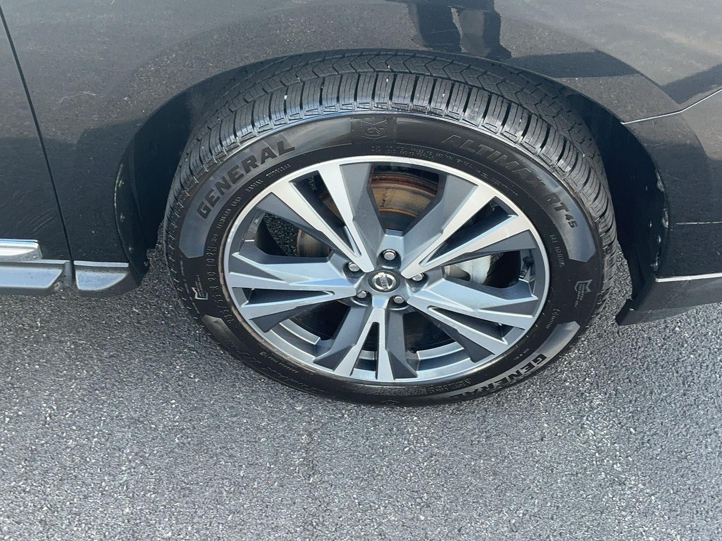 2019 Nissan Pathfinder Platinum