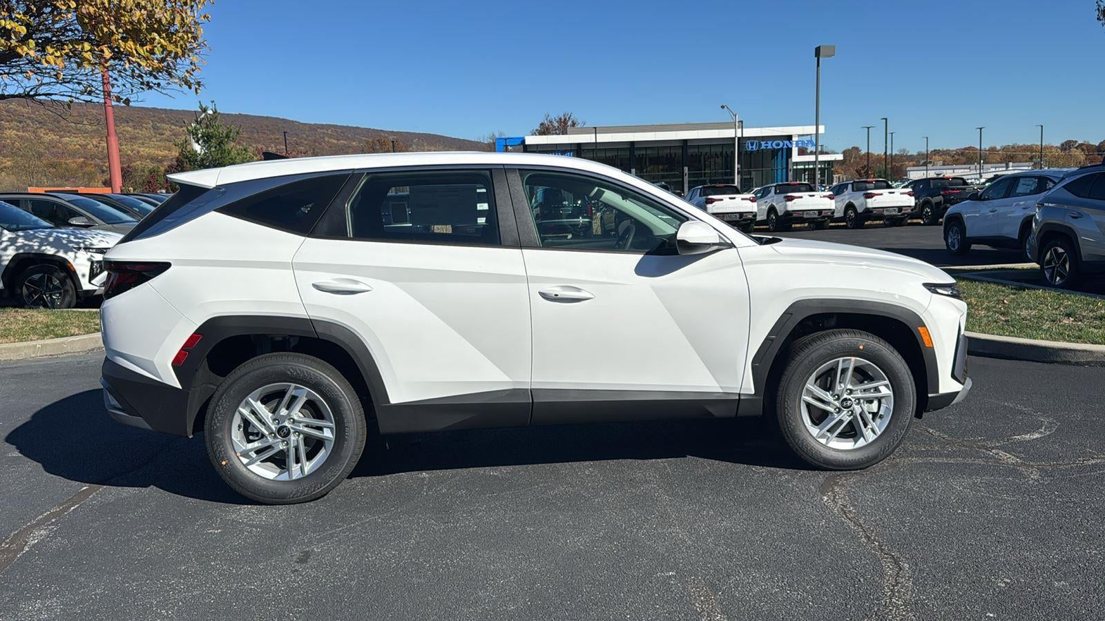 2026 Hyundai TUCSON SE AWD