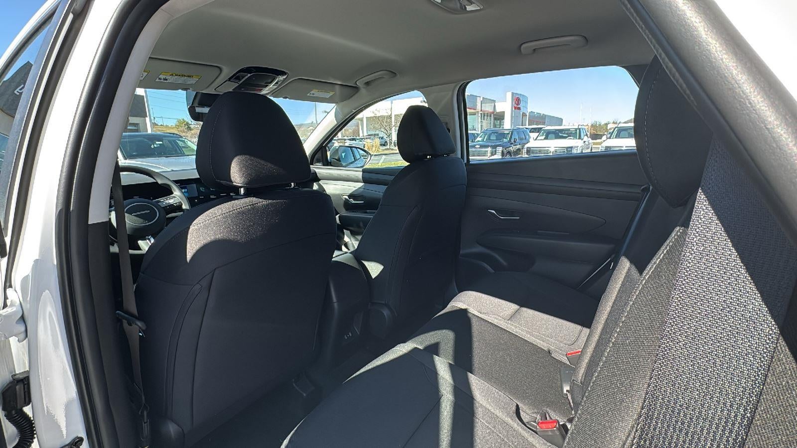 2026 Hyundai TUCSON SE AWD