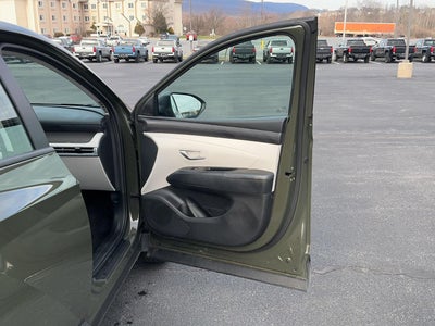 2025 Hyundai TUCSON SE