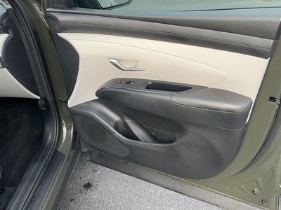 2025 Hyundai TUCSON SE