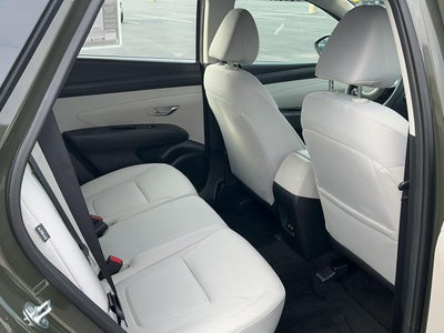 2025 Hyundai TUCSON SE