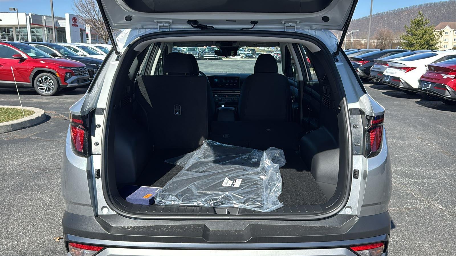 2026 Hyundai TUCSON SE AWD