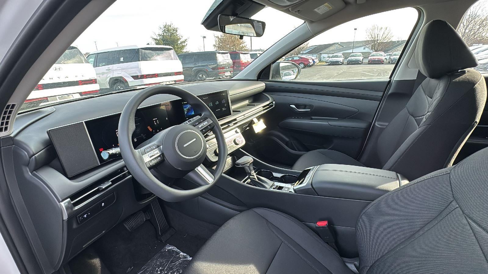 2026 Hyundai TUCSON SE AWD