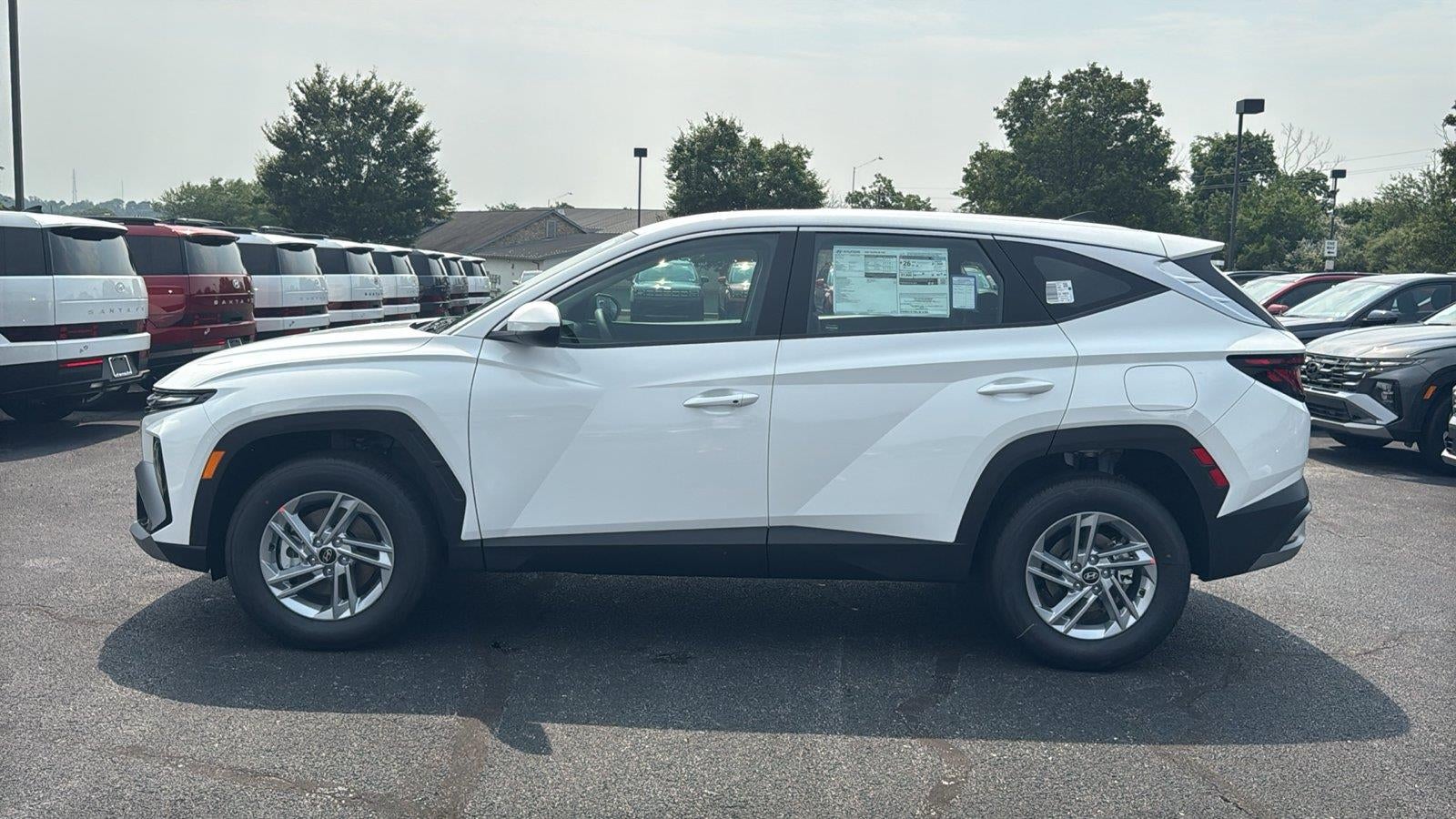 2026 Hyundai TUCSON SE
