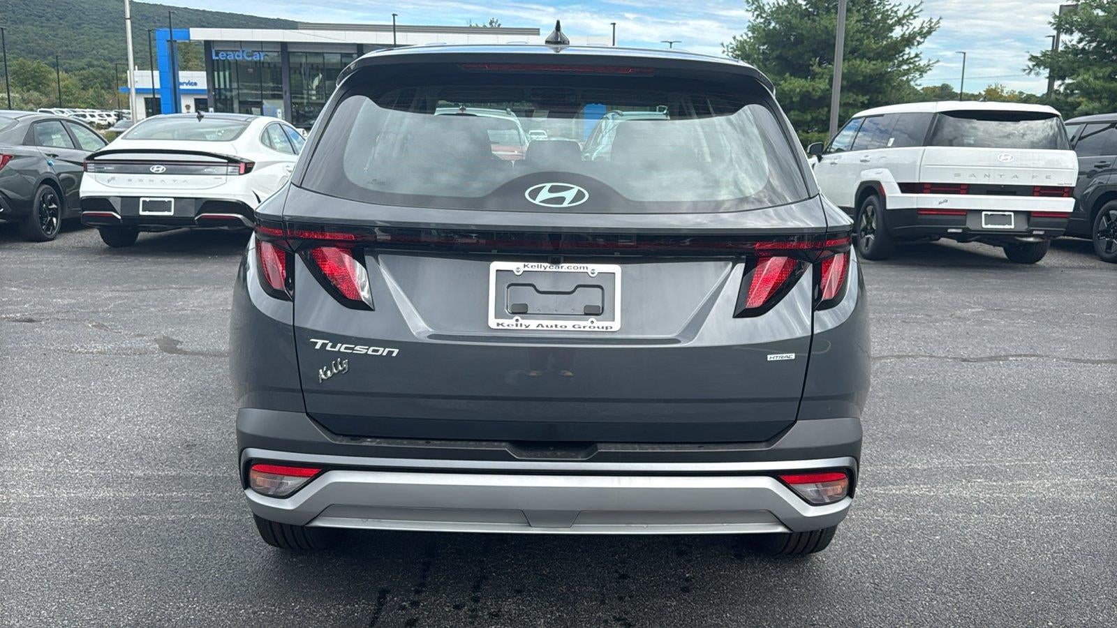 2026 Hyundai TUCSON SE