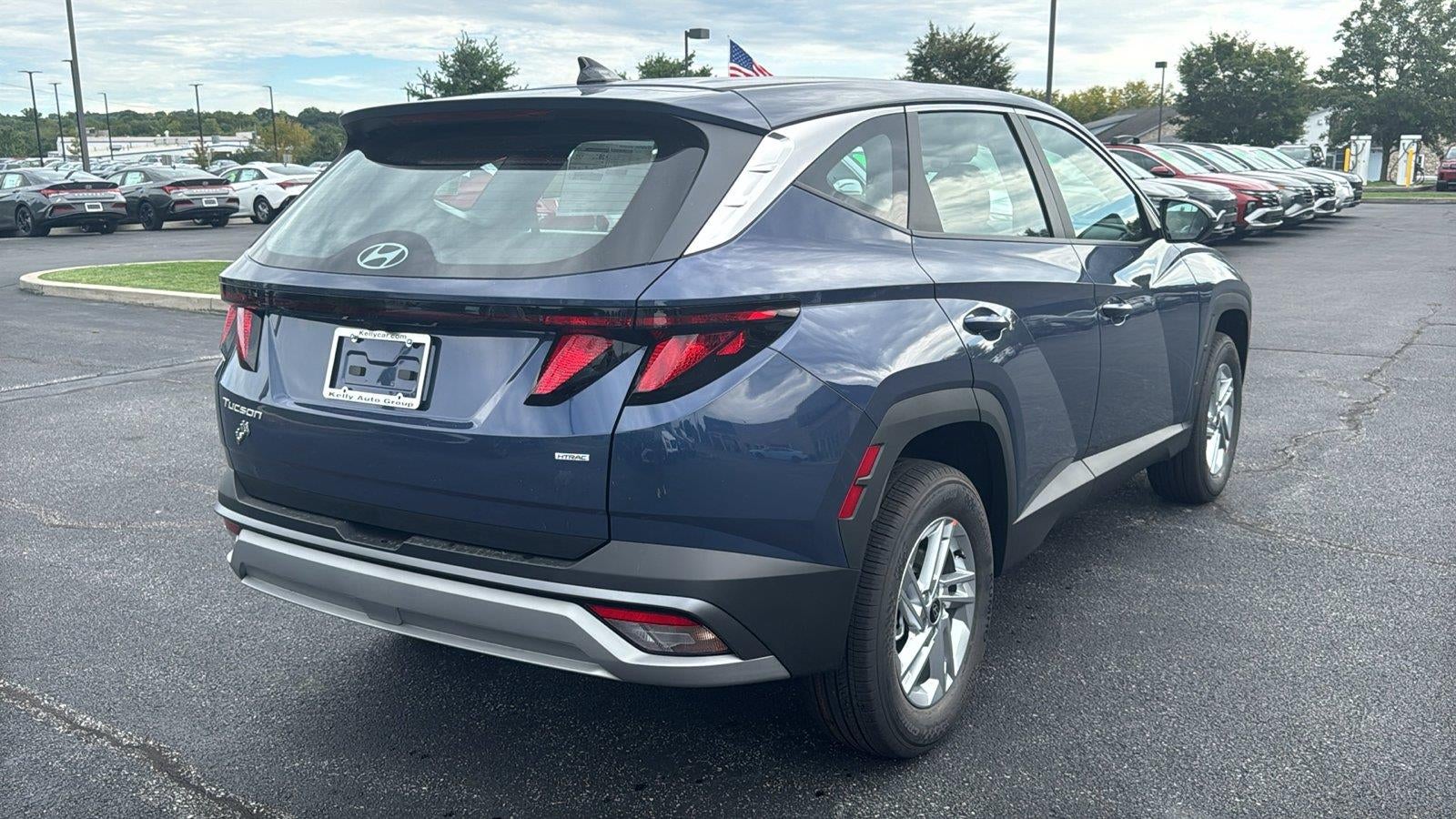 2026 Hyundai TUCSON SE