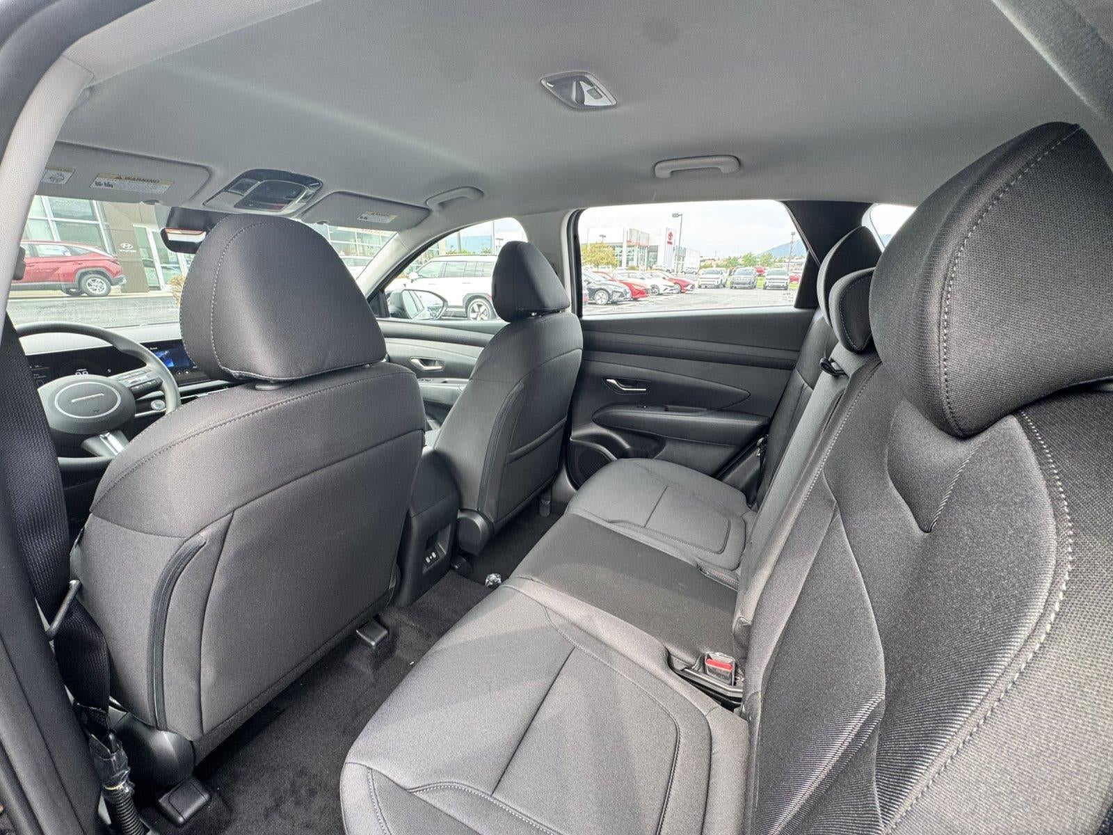 2026 Hyundai TUCSON SE